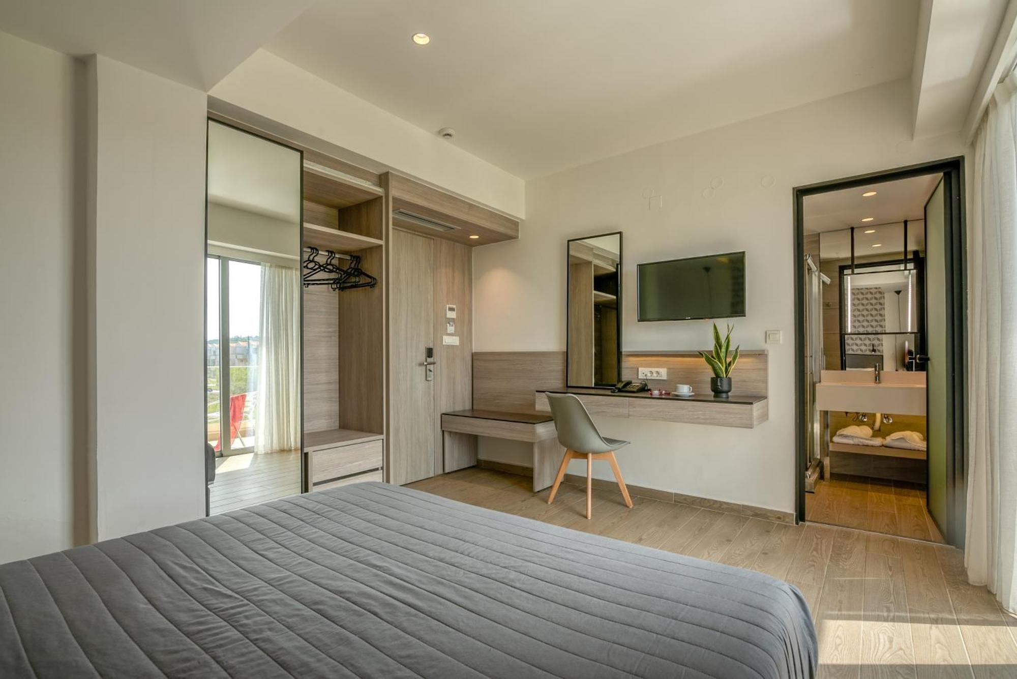 Castro Beach Hotel Maleme Extérieur photo